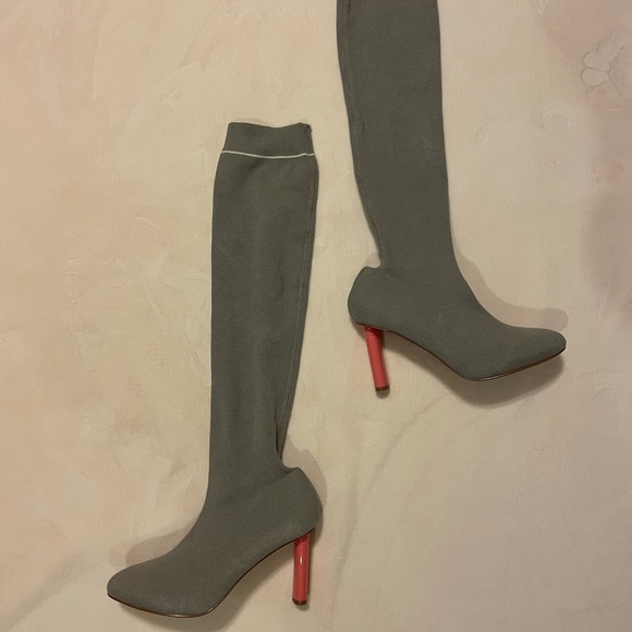 Grey Round Toe Over The Knee Thigh High Chunky Pink Heel Knit Sock Boots 🍄 - Picture 7 of 10
